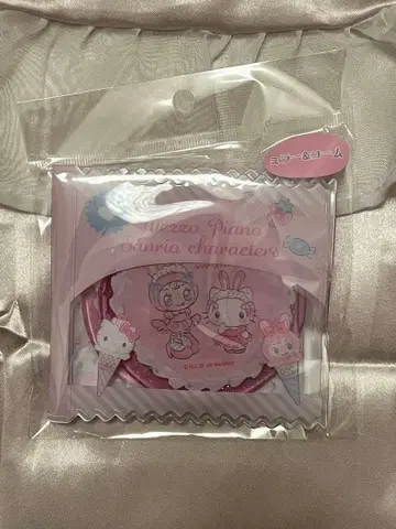 메조피아노 산리오 캐릭터 거울 빗