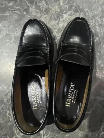 HARUTA 블랙 로퍼