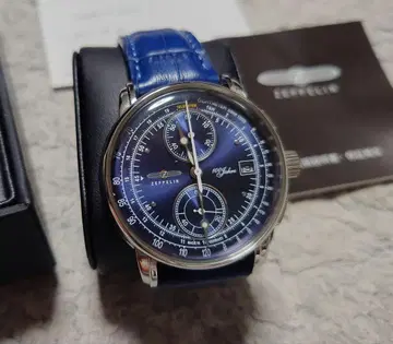 체펠린 크로노그래프 손목시계 블루 가죽 벨트