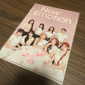 [미개봉 새상품] NiziU New Emotion A5 클리어 파일 4
