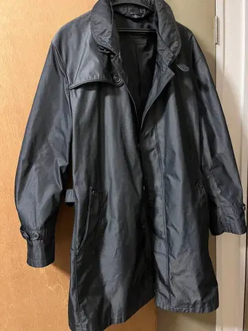 D'URBAN 블랙 트렌치코트 라이트 아우터