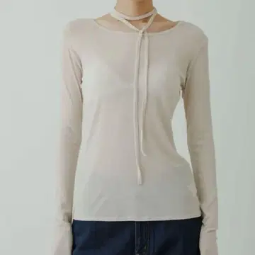 Tu es mon Tresor choker longsleeve tee