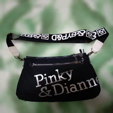 Pinky & Dianne 블랙 숄더백
