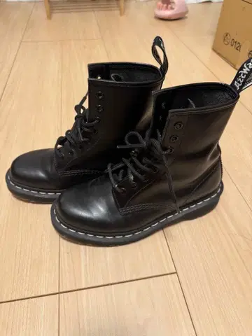 Dr.Martens