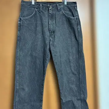 RUSTLER 다크 그레이 스트레이트 데님