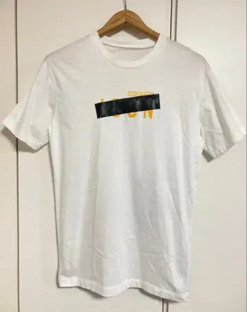 [ 무료배송 ] 디스퀘어드 dsquared2 의 T셔츠 S 사이즈 화이트