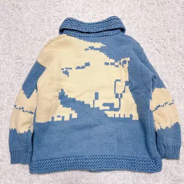 Jesus Canvas 코위찬 니트 두툼한 스웨터 메이플 버튼 북극곰