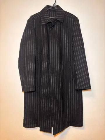 UNITED ARROWS 핀스트라이프 스탠드 카라 코트