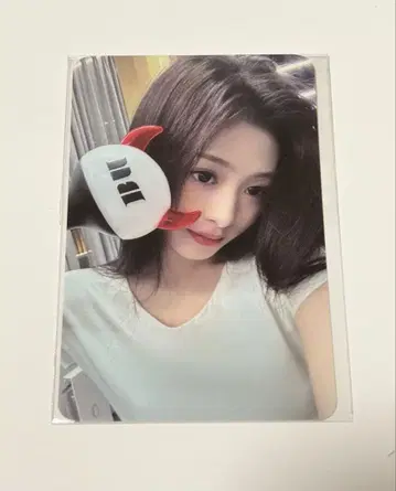 BABYMONSTER 아현 트레이딩 카드 응원봉 오프라인 한정판 혜택