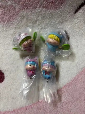 밀모로 퐁! 꼬옥 잡고 이어폰 줄 이어폰줄 컴플리트 세트