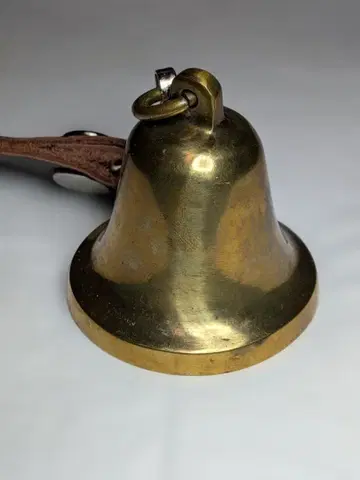 곰 퇴치용 방울 놋쇠제 가죽 스트랩 포함