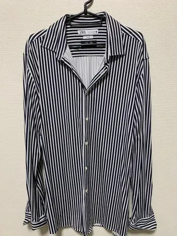 ZARA 스트라이프 긴팔 셔츠 블랙/화이트