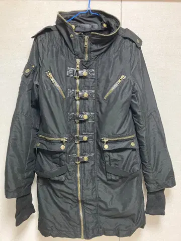 블랙 모즈 코트 버클 포함