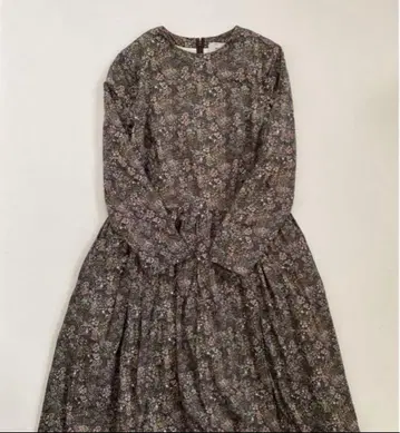 YAECA 원피스 리버티 엘더베리