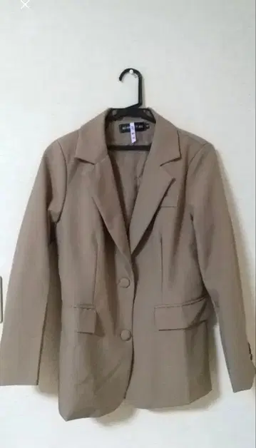 베이지 테일러드 자켓 긴팔 S