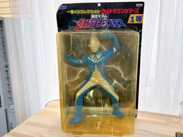 미개봉 제일복권 컬렉션 1등 울트라맨 코스모스 BIG 소프트 비닐