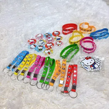 새상품 헬로키티 밴딩 배지 세트 씰 키링 세트 산리오