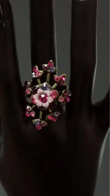 미하엘 네그린 꽃 모티브 반지