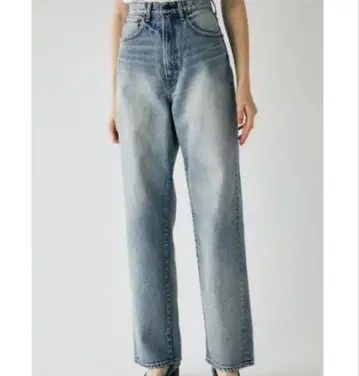 [ moussy ] HW DAMAGE LOOSE STRAIGHT26