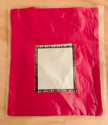 아이나나 의상전 토트백 모모