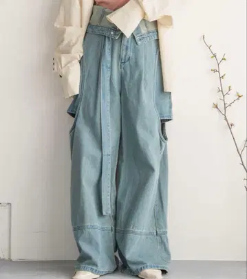 미디얼 컷 아웃 디자인 와이드 데님 인디고 블루 S