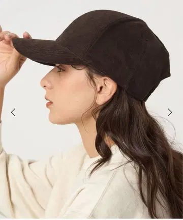 다크 브라운 스웨이드풍 캡