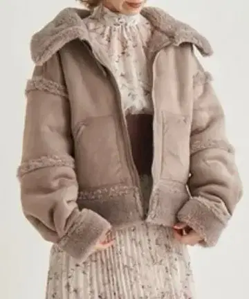 [ 새상품급 ] Snidel 리버서블 보아 봄버 자켓