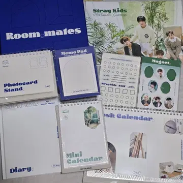 [ Stray Kids ]  2022