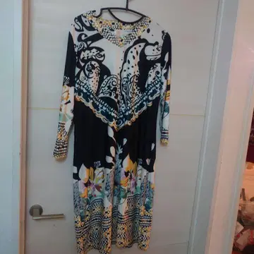 liebe 원피스, 레오나르 원피스, 에트로 원피스, 이타리야 원피스