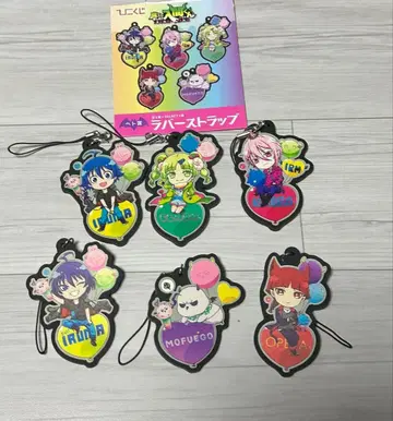 히코쿠지 러버 스트랩 5개와 시크릿 1개, 캔뱃지 1개