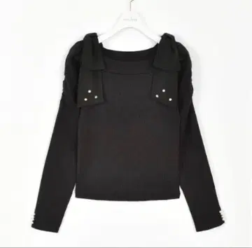 리본 포함 블랙 니트 긴팔