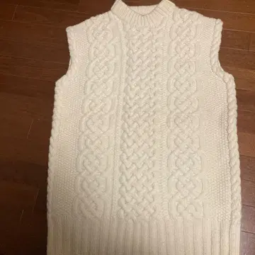 새상품급 Drawer 아이보리 케이블 짜임 니트 베스트 사이즈 1