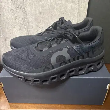 새상품급 on cloud monster 27.5cm