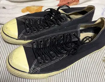 컨버스와 존 바르바토스의 콜라보 스니커즈