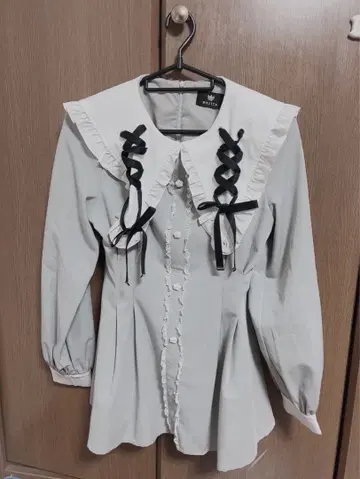 레이스업 칼라 셋업 (그레이)