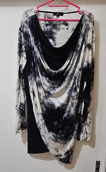 00s BERNNINGS-SHO 드레이프 레이어드 타이다이 t셔츠 v