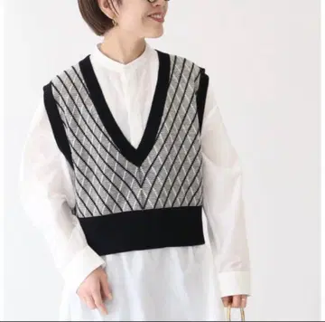 [ Spic&Span ] 피크&스팬 자카드 베스트