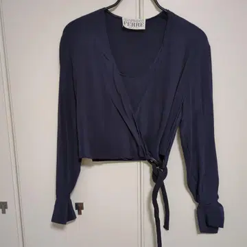 쟌프랑코 페레 블라우스 여성용 이탈리아제 네이비 셔츠