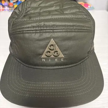 NIKE ACG 캡 프리 사이즈 올리브