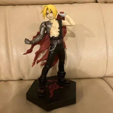 강철의 연금술사 에드워드 엘릭 피규어