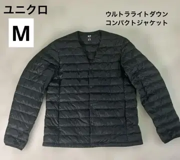 유니클로 울트라 라이트 다운 컴팩트 자켓 V넥 블랙 M