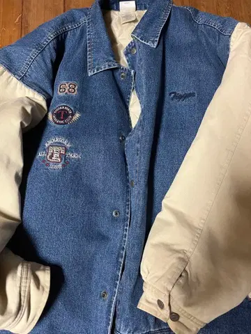 디즈니 티거 빈티지 데님 자켓 sizeXXL