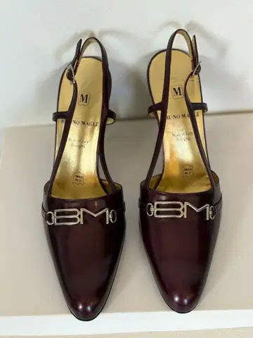 새상품 이탈리아제 BRUNO MAGLI 힐 펌프스