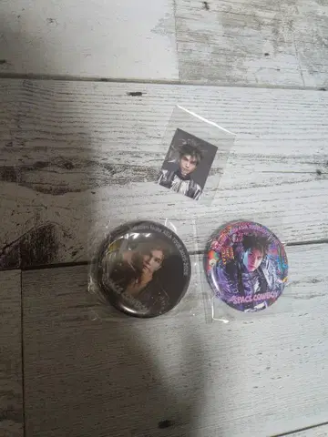 이와타 타카노리 회장 가챠 스티커와 캔뱃지 세트