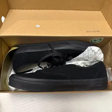 새상품 25.5 Authentic 스웨이드 / 오센틱