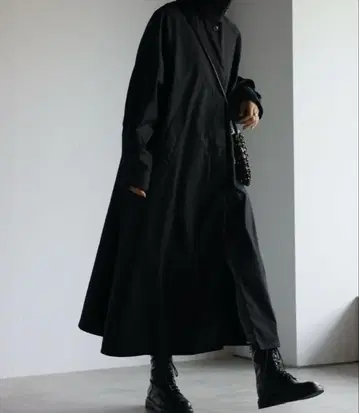 스탠드 칼라 롱 코트 / 발마칸 코트