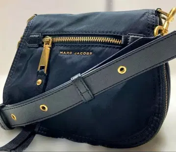 [ MARC JACOBS ] 블랙 숄더백