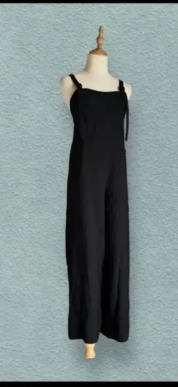 JILLSTUART 살로펫 블랙 컬러