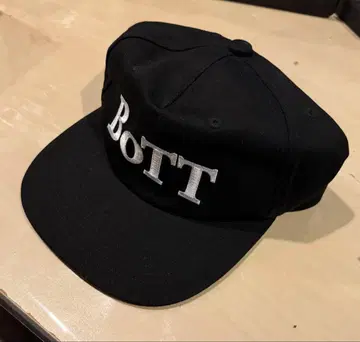 BoTT 로고 자수 블랙 캡 DYNITIES