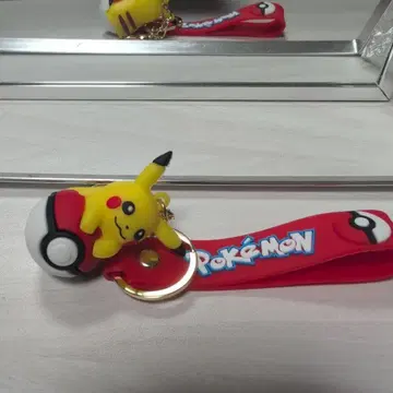 피카츄 공 모양 스트랩